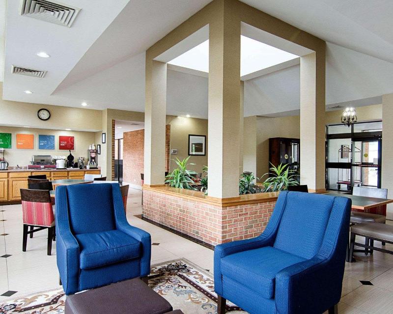 Comfort Inn Bluefield image