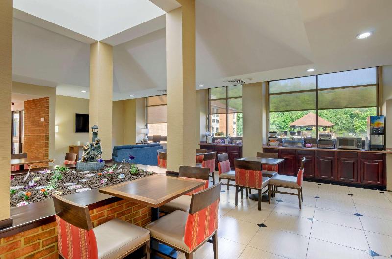 Comfort Inn Bluefield image