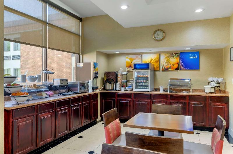 Comfort Inn Bluefield image