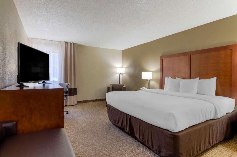 Comfort Inn Bluefield image
