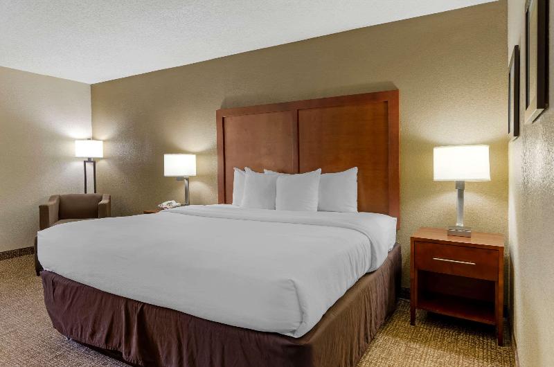 Comfort Inn Bluefield image