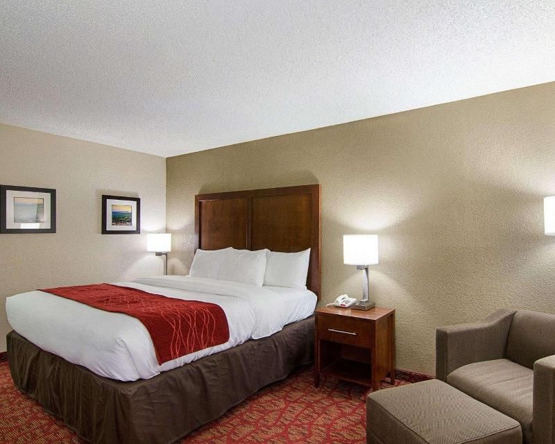 Comfort Inn Bluefield image