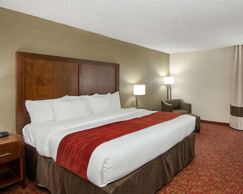 Comfort Inn Bluefield image