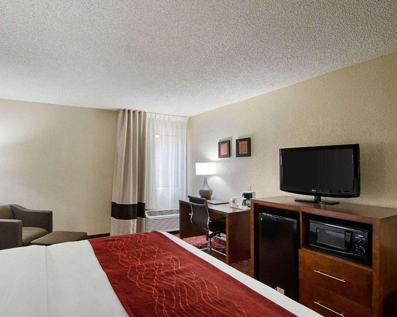 Comfort Inn Bluefield image