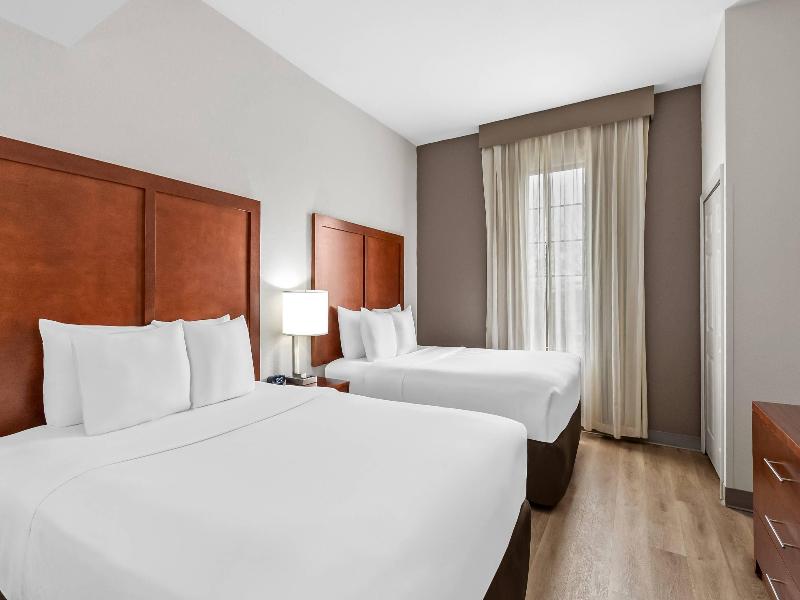 Comfort Suites Near Potomac Mills image