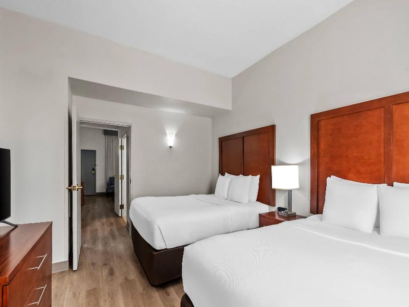 Comfort Suites Near Potomac Mills image