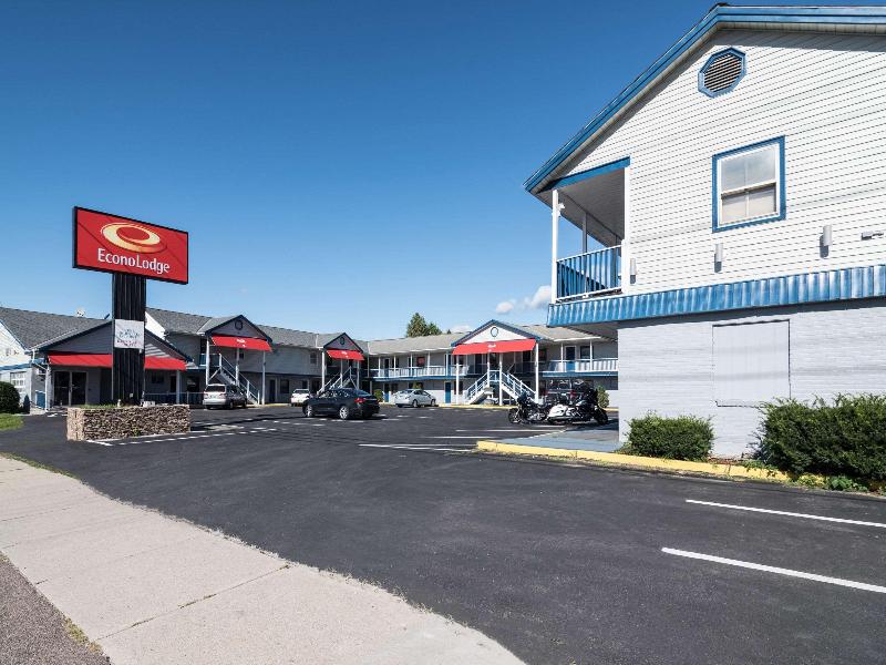 Econo Lodge Rutland City Near Hwy 7 image