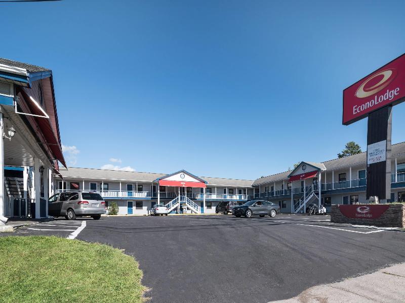 Econo Lodge Rutland City Near Hwy 7 image