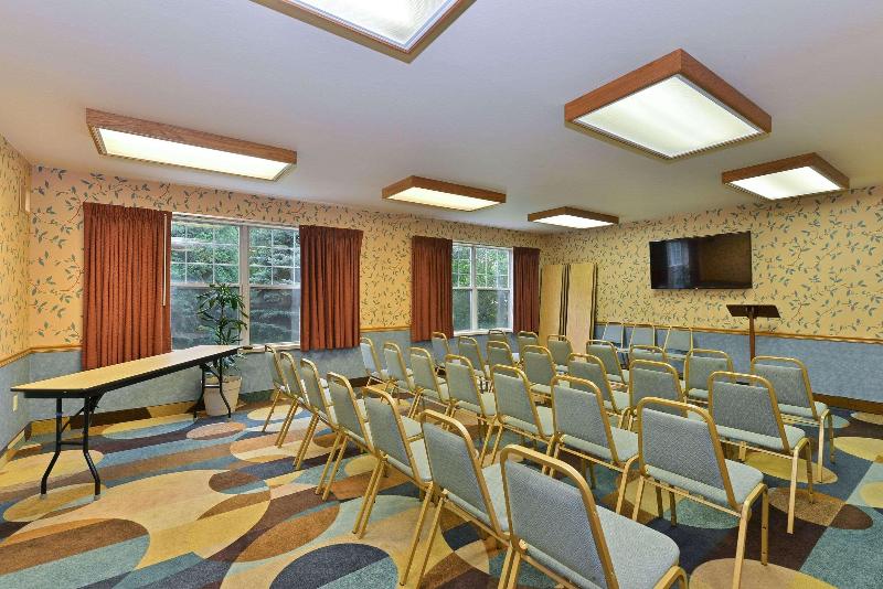Quality Inn & Suites Wittenberg image