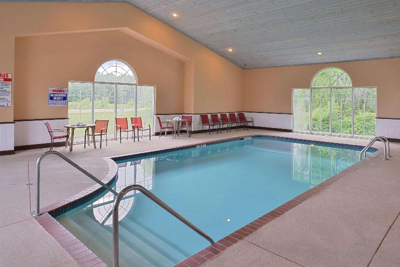 Quality Inn & Suites Wittenberg image
