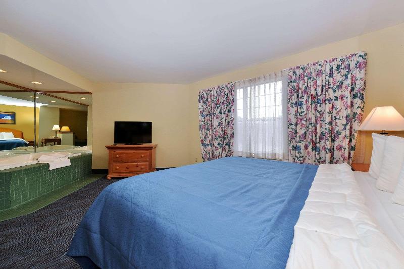 Quality Inn & Suites Wittenberg image