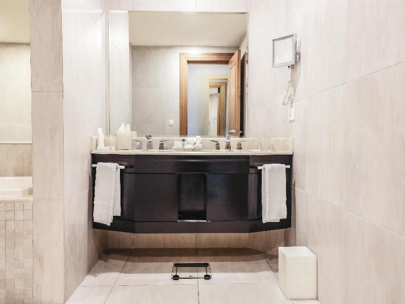 Kempinski Al Othman Hotel  Al Khobar image