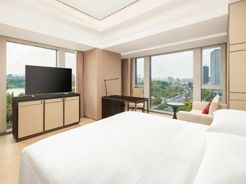 Shanghai Marriott Hotel Parkview image
