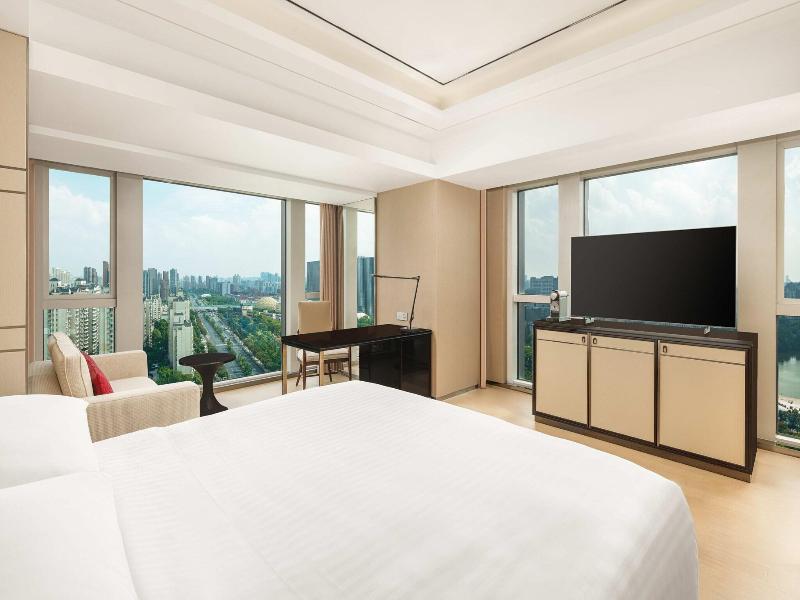 Shanghai Marriott Hotel Parkview image