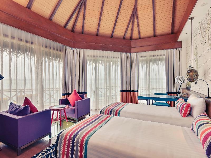 Mercure Maldives Kooddoo Resort image