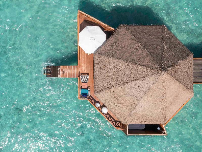 Mercure Maldives Kooddoo Resort image