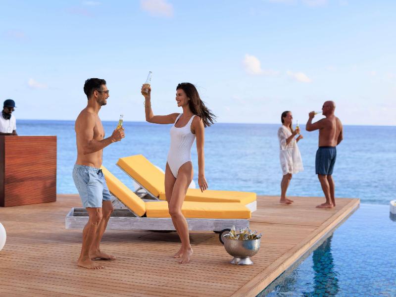 Mercure Maldives Kooddoo Resort image