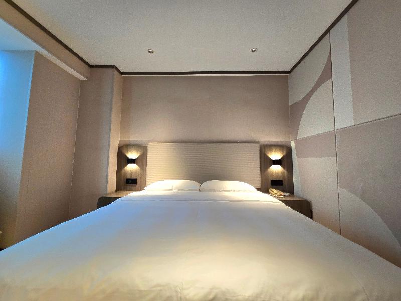 Hanting Hotel Shenzhen Bao'an Airport 4
