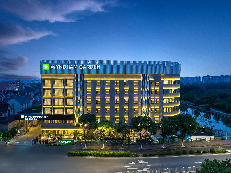 Wyndham Garden Shanghai Pudong image