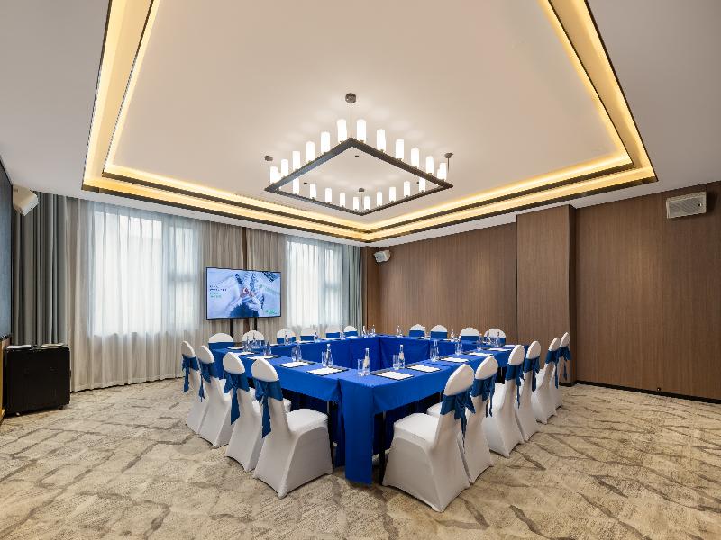 Wyndham Garden Shanghai Pudong image