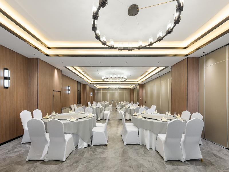 Wyndham Garden Shanghai Pudong image