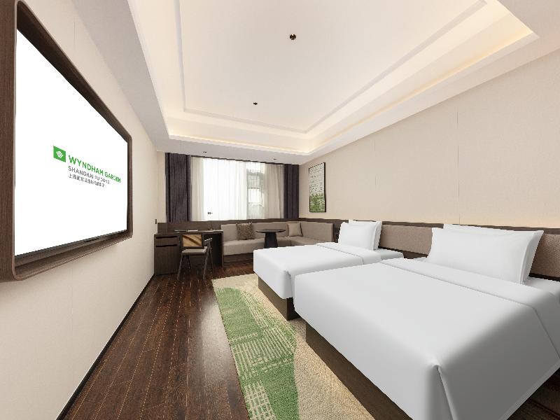 Wyndham Garden Shanghai Pudong image