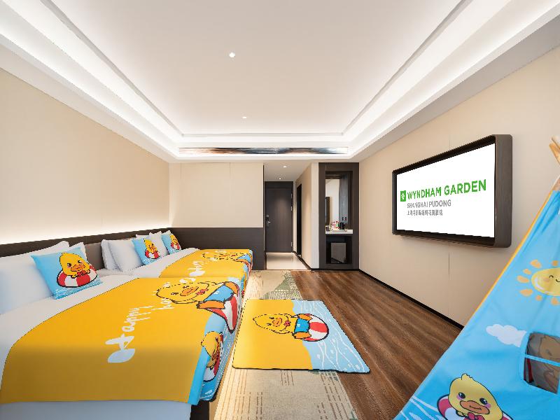 Wyndham Garden Shanghai Pudong image