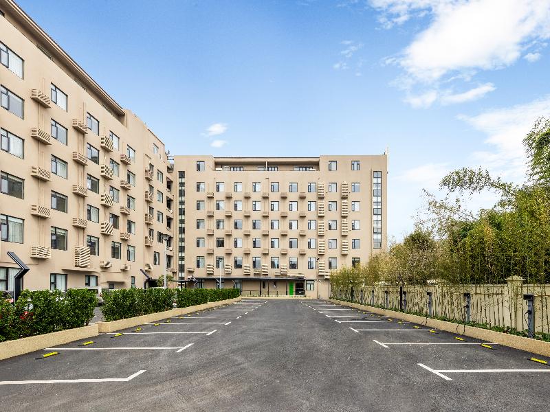 Wyndham Garden Shanghai Pudong image