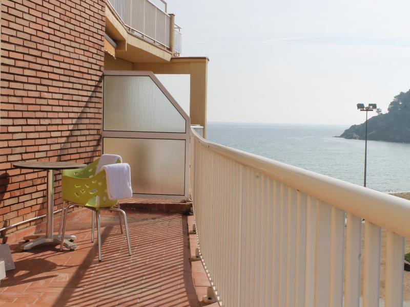 Hostal La Fosca image