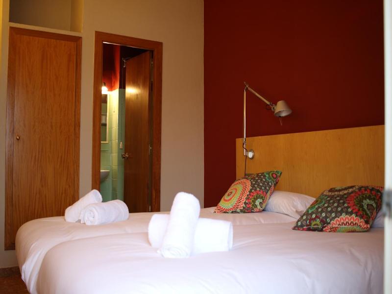 Hostal La Fosca image