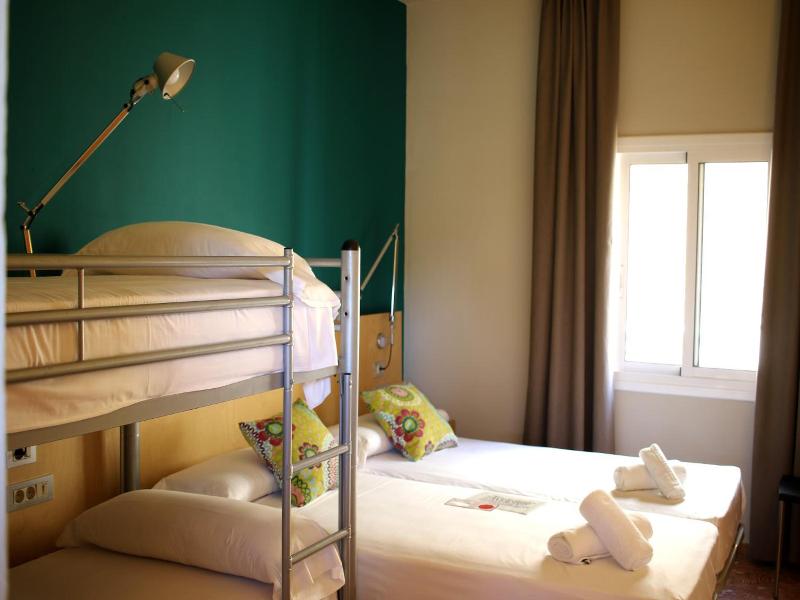 Hostal La Fosca image