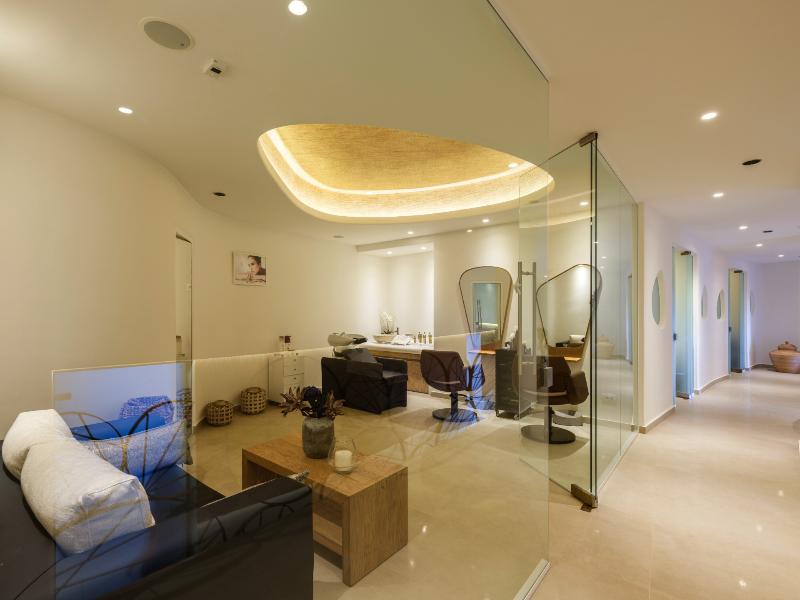 Anax Resort And Spa image