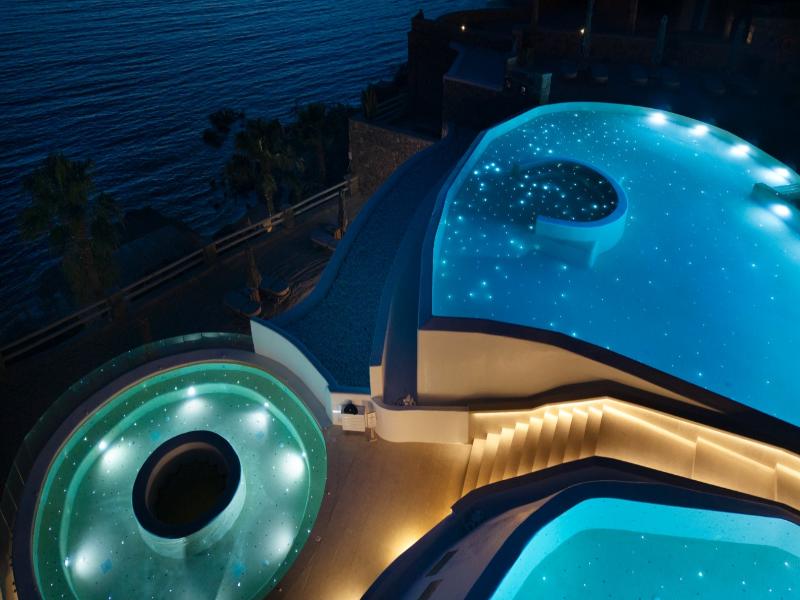 Anax Resort And Spa image