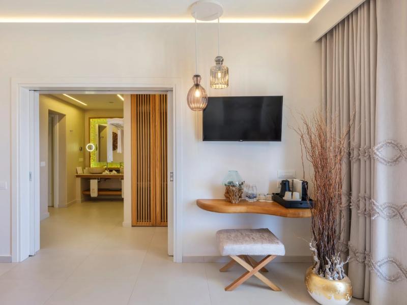 Anax Resort And Spa image