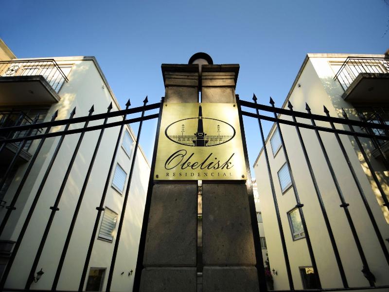 Suites Obelisk image