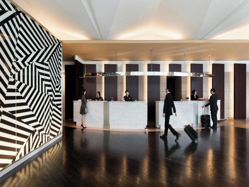 Courtyard by Marriott Shin-Osaka Station image
