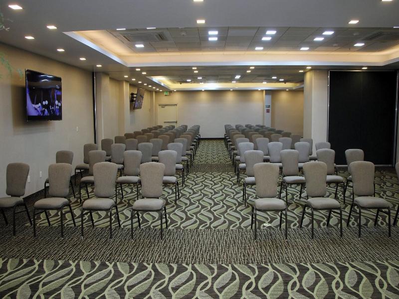 Four Points  By Sheraton Queretaro Norte image