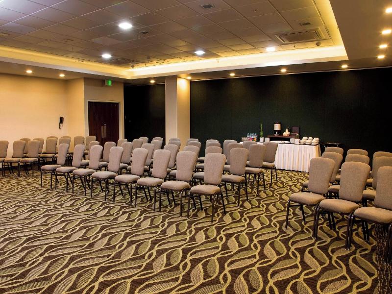 Four Points  By Sheraton Queretaro Norte image