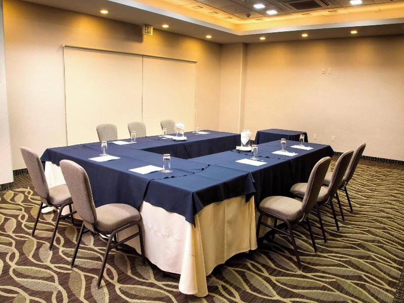 Four Points  By Sheraton Queretaro Norte image