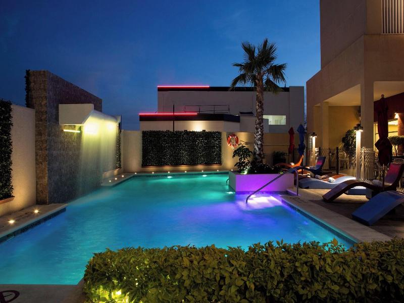 Four Points  By Sheraton Queretaro Norte image