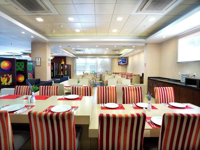 Four Points  By Sheraton Queretaro Norte image