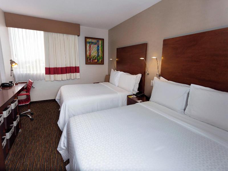 Four Points  By Sheraton Queretaro Norte image