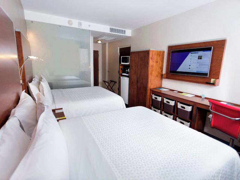 Four Points  By Sheraton Queretaro Norte image
