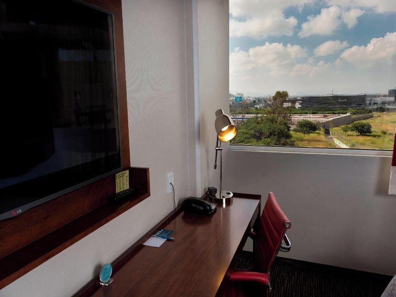 Four Points  By Sheraton Queretaro Norte image