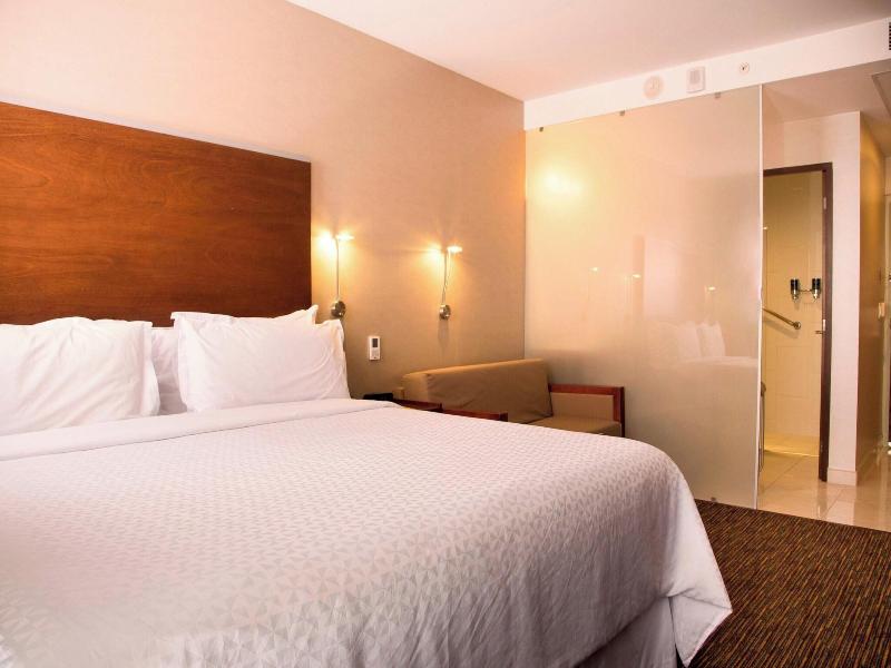 Four Points  By Sheraton Queretaro Norte image