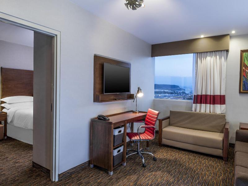 Four Points  By Sheraton Queretaro Norte image