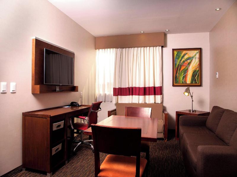 Four Points  By Sheraton Queretaro Norte image