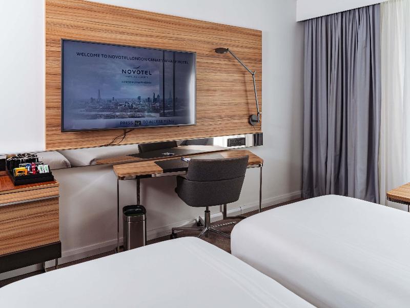 Novotel London Canary Wharf image