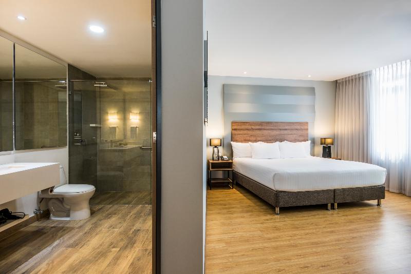Hotel La Quinta By Wyndham image