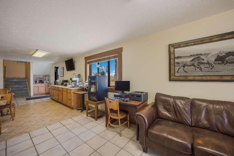 Motel 6 Limon, CO – I-70 image